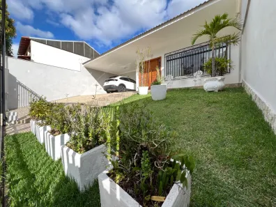 Casa com 6 Quartos à venda, 367m² no Quintas das Avenidas, Juiz de Fora
