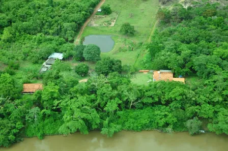 Fazenda/Sítio com 3 Quartos à venda, 250m² no , Rosário Oeste