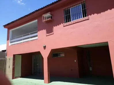 Casa com 3 Quartos à venda, 300m² no Caxangá, Recife