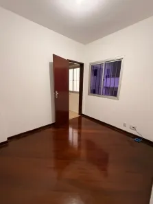 Apartamento com 3 Quartos para alugar, 107m² no Batista Campos, Belém