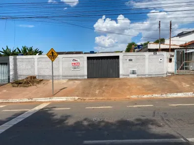 Lote/Terreno para alugar, 444m² no Vila Rosa, Goiânia