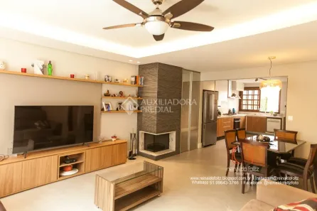Sobrado com 4 Quartos à venda, 299m² no Auxiliadora, Porto Alegre
