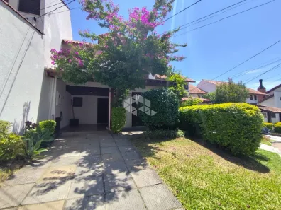 Casa de Condomínio com 3 Quartos à venda, 126m² no Cavalhada, Porto Alegre