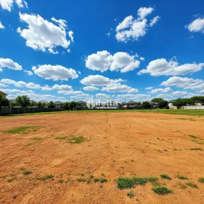 Lote/Terreno à venda, 70m² no Pampulha, Uberlândia