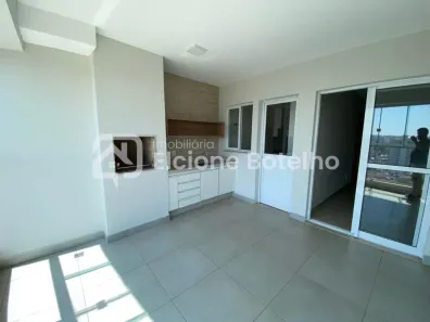 Apartamento com 3 Quartos para alugar, 115m² no Centro, Uberlândia