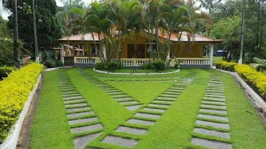 Fazenda/Sítio com 8 Quartos à venda, 800m² no Vila Americana, Tatuí