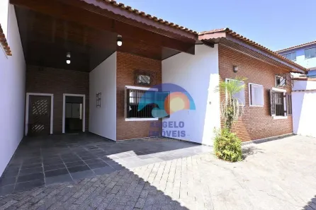 Casa com 3 Quartos à venda, 216m² no Centro, Peruíbe