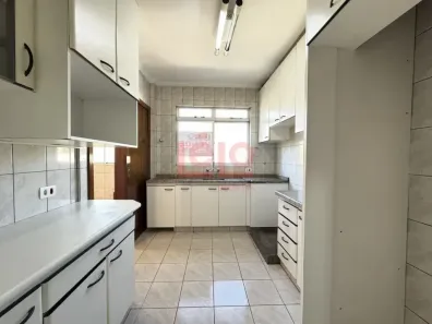Apartamento com 3 Quartos à venda, 84m² no Zona 07, Maringá