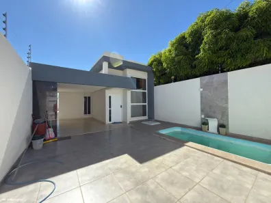Casa com 3 Quartos à venda, 145m² no Guanambi, Guanambi