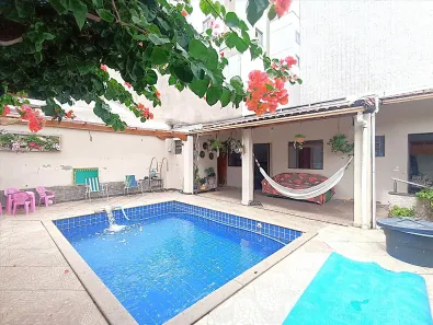 Casa com 5 Quartos à venda, 360m² no Glória, Contagem