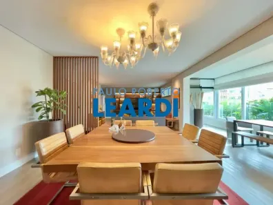 Apartamento com 4 Quartos à venda, 253m² no Consolação, São Paulo