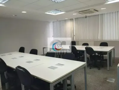 Sala Comercial à venda, 440m² no Cidade Monções, São Paulo