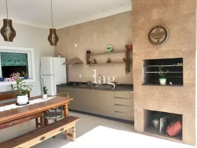 Casa de Condomínio com 3 Quartos à venda, 300m² no , Araçoiaba da Serra