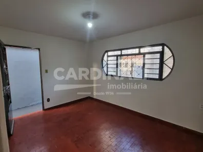 Casa com 2 Quartos à venda, 101m² no Vila Sedenho, Araraquara