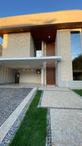 Sobrado com 4 Quartos à venda, 330m² no Plano Diretor Sul, Palmas