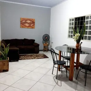 Casa com 2 Quartos para alugar, 65m² no Planalto, Montes Claros