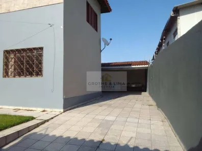Sobrado com 3 Quartos à venda, 212m² no Indaiá, Caraguatatuba