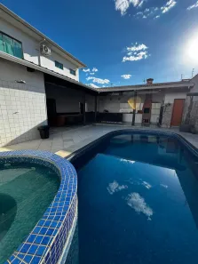 Sobrado com 3 Quartos para alugar, 500m² no Residencial Araujoville, Anápolis