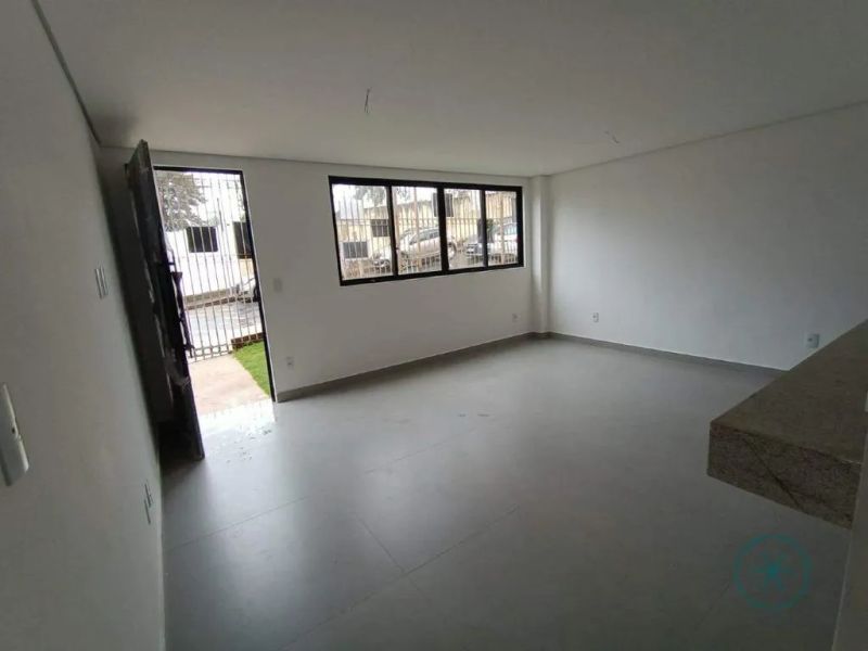 Casa com 3 quartos — Planalto, Belo Horizonte