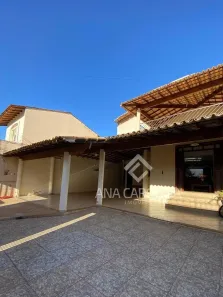 Casa com 4 Quartos à venda, 360m² no Jardim São Luiz, Montes Claros
