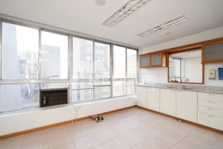 Sala Comercial à venda, 37m² no Centro Histórico, Porto Alegre