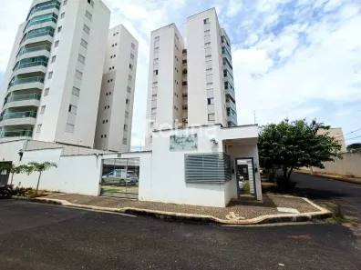 Apartamento com 3 Quartos para alugar, 68m² no Tubalina, Uberlândia