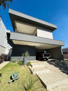 Casa com 4 Quartos à venda, 293m² no Distrito Industrial Antônio Della - Torre, Franca