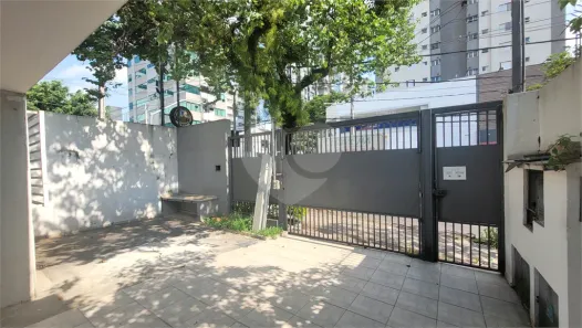 com 6 Quartos para alugar, 250m² no Vila Clementino, São Paulo