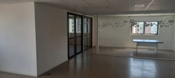 Sala Comercial para alugar, 121m² no Santo Amaro, São Paulo