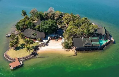 Casa com 11 Quartos para alugar, 11000m² no Jacuacanga, Angra dos Reis