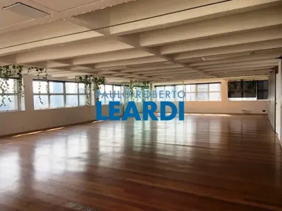 Sala Comercial para venda ou aluguel, 201m² no Jardim Paulistano, São Paulo