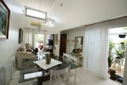 Casa com 3 Quartos à venda, 106m² no Jardim Santa Helena, Maringá