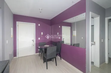 Apartamento com 2 Quartos para alugar, 60m² no São João, Porto Alegre