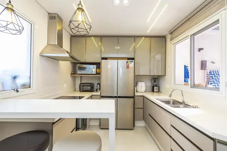 Casa de Condomínio com 3 Quartos à venda, 133m² no Campo Comprido, Curitiba