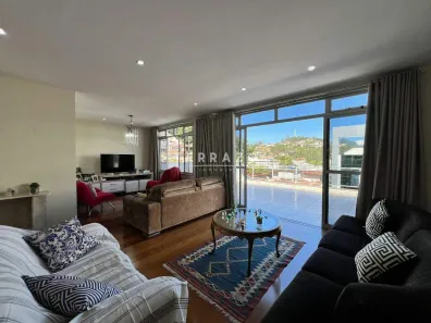 Cobertura com 4 Quartos à venda, 304m² no Várzea, Teresópolis