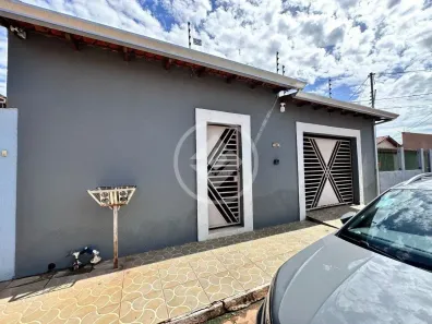 Casa com 3 Quartos à venda, 360m² no Cristo Rei, Várzea Grande