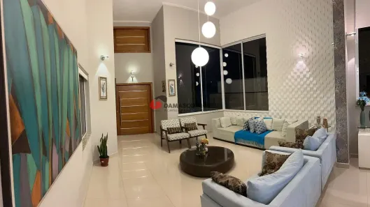 Sobrado com 3 Quartos à venda, 600m² no Tanque, Atibaia
