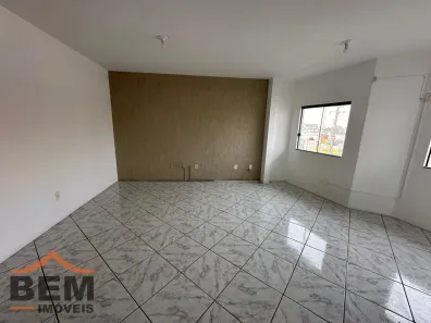 Sala Comercial para alugar, 33m² no Cordeiros, Itajaí