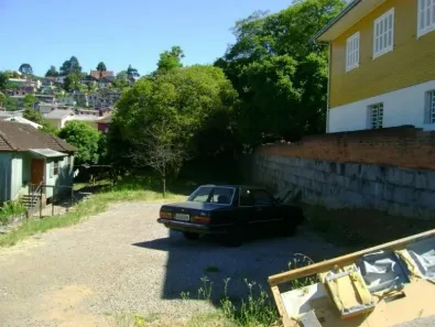 Lote/Terreno para alugar, 550m² no Nossa Senhora de Lourdes, Caxias do Sul