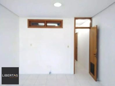 Galpão/Depósito/Armazém com 1 Quarto à venda, 29m² no Rio Branco, Porto Alegre