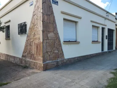 Casa com 4 Quartos à venda, 150m² no Centro, Bagé