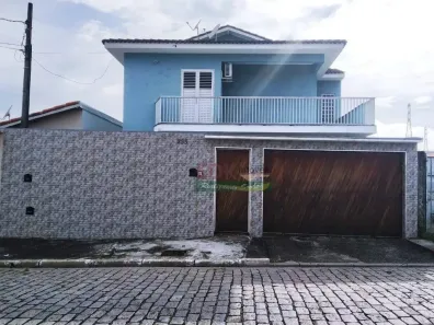 Sobrado com 4 Quartos à venda, 263m² no Parque Santo Antônio, Jacareí