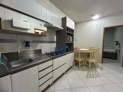 Casa com 2 Quartos para alugar, 58m² no Itoupava Central, Blumenau