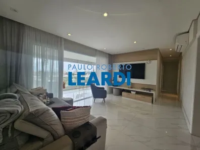 Apartamento com 3 Quartos à venda, 134m² no Vila Anastácio, São Paulo