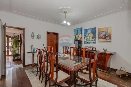 Casa com 3 Quartos à venda, 360m² no Jardim Itu, Porto Alegre