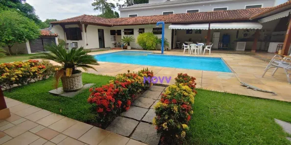 Casa com 4 Quartos à venda, 320m² no Itaipu, Niterói