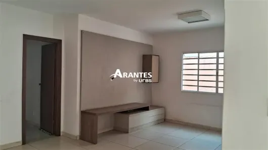 Casa com 4 Quartos à venda, 228m² no Marta Helena, Uberlândia