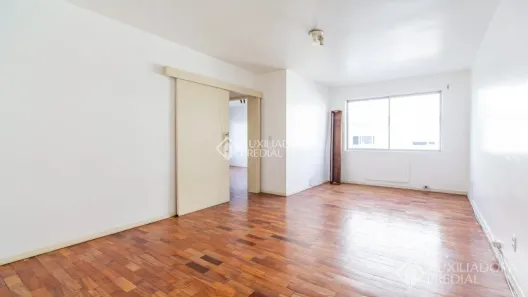 Apartamento com 2 Quartos à venda, 76m² no Partenon, Porto Alegre