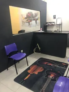 Sala Comercial à venda, 97m² no Centro, Belford Roxo