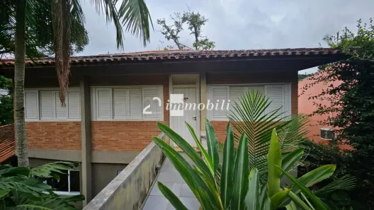 Casa com 3 Quartos à venda, 202m² no Granja Viana, Cotia